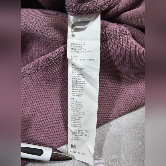 Fabletics The Go-To Crew Flipped Fleece Sweatshirt Men Sz M Plum Cactus - Picture 9 of 13